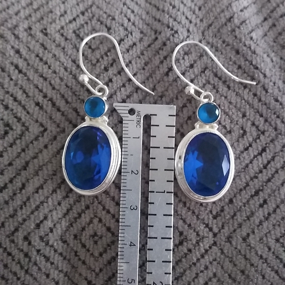 Sterling Silver Sapphire color Earrings - Picture 5 of 7